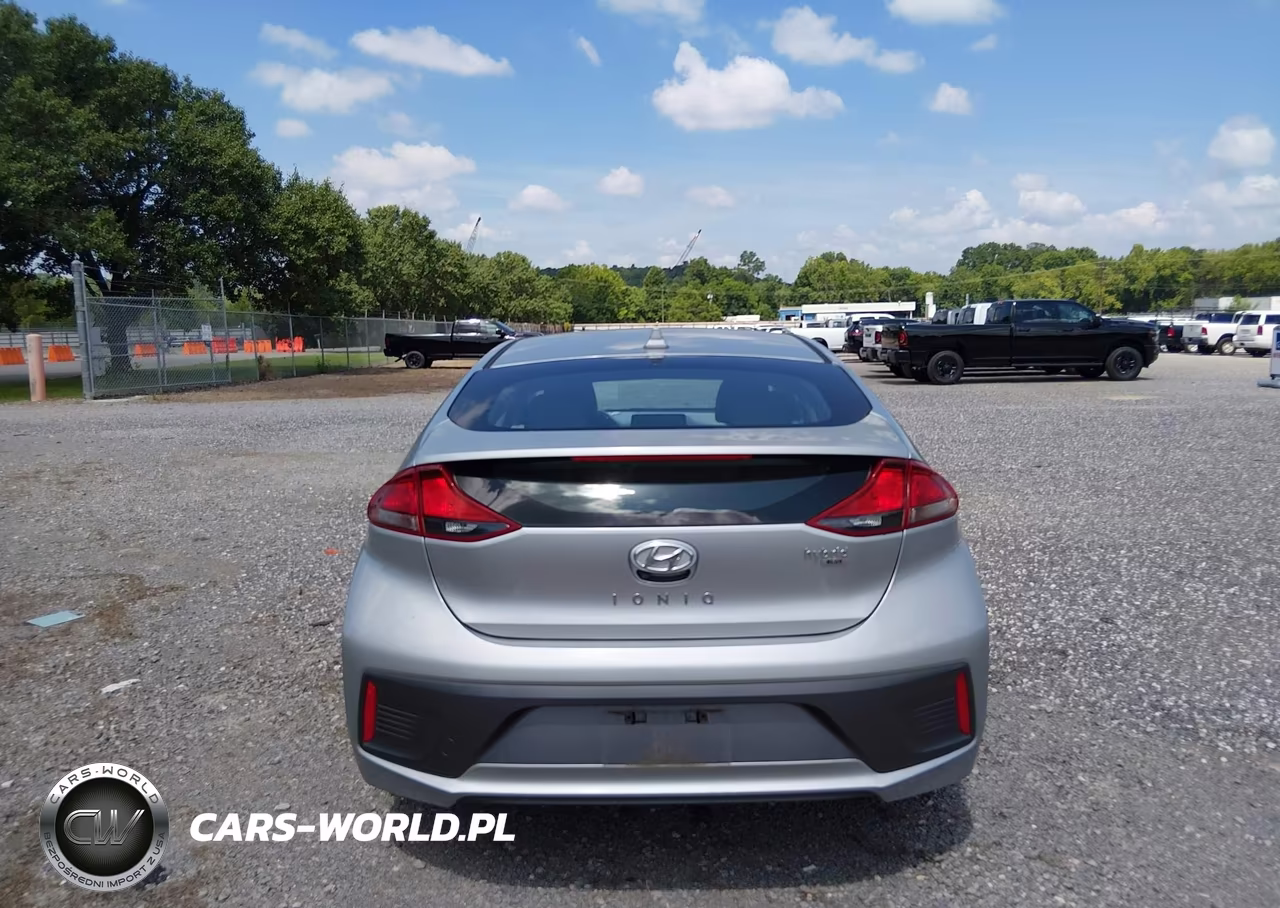 2020 Hyundai Ioniq Hybrid Blue VIN:KMHC65LC5LU232147 - 16