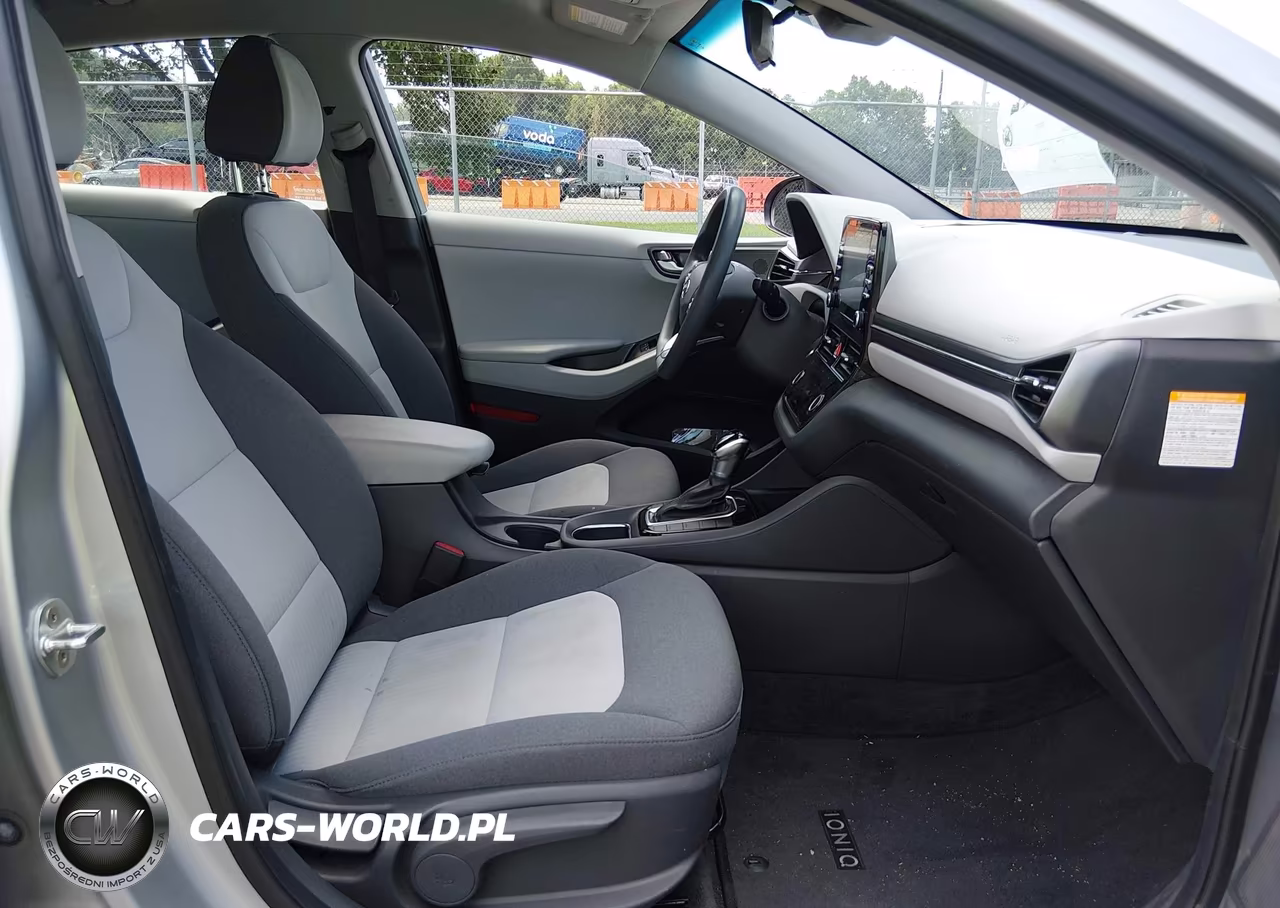 2020 Hyundai Ioniq Hybrid Blue VIN:KMHC65LC5LU232147 - 5