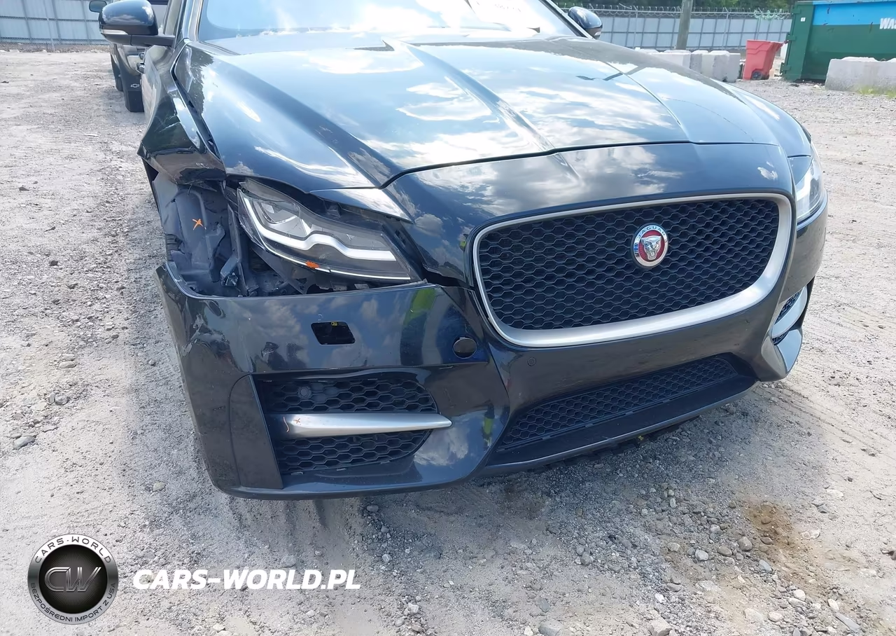 2016 Jaguar Xf 35T R-Sport VIN:SAJBF4BV7GCY24742 - 12