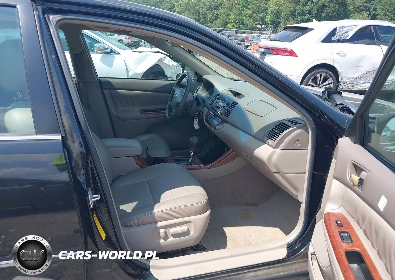 2004 Toyota Camry Xle V6 VIN:4T1BF30K14U077058 - 5
