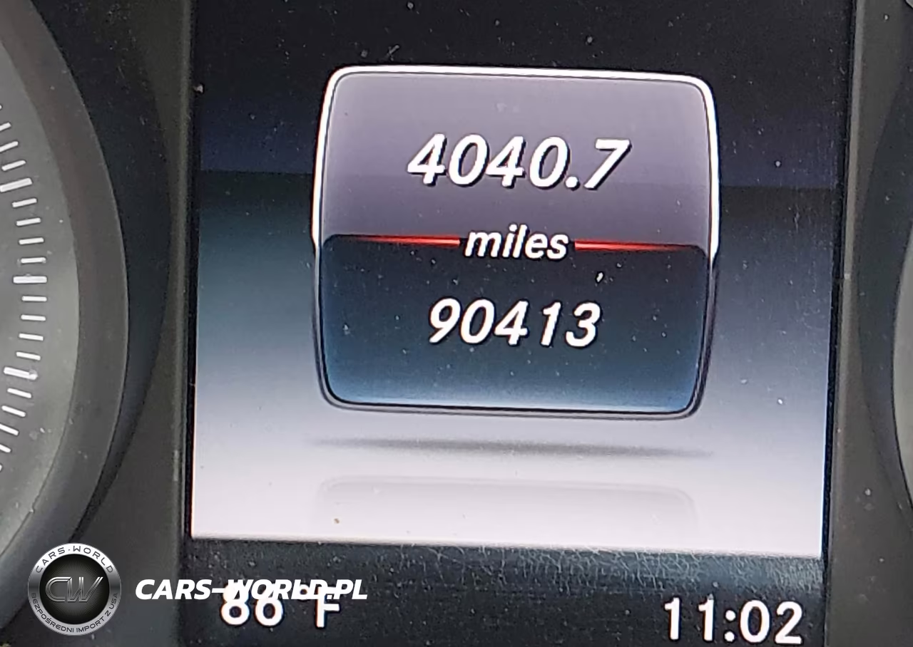 2015 Mercedes-Benz C 300 Luxury 4Matic VIN:55SWF4KB5FU061657 - 16