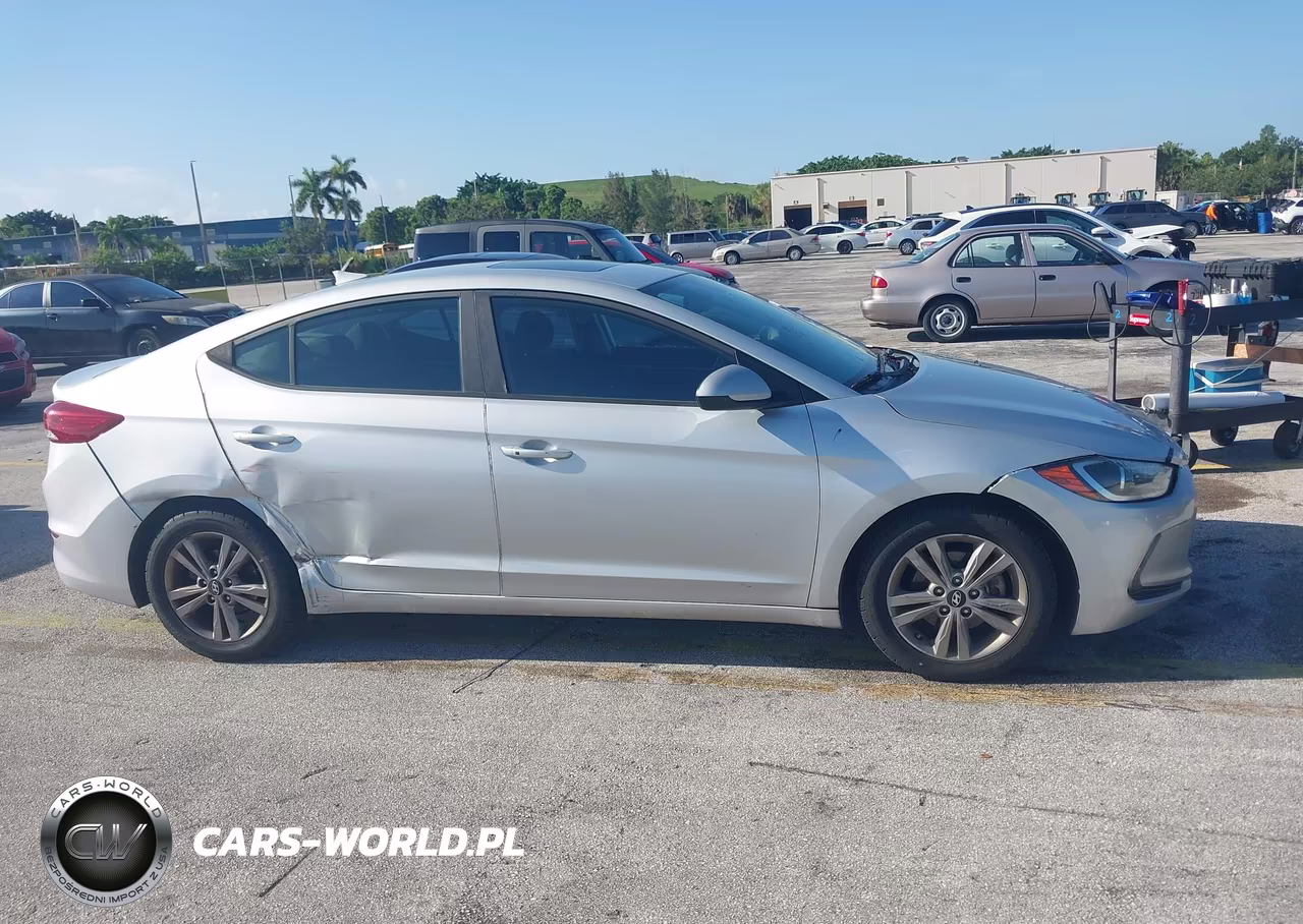 2018 Hyundai Elantra Value Edition VIN:KMHD84LF6JU572150 - 13