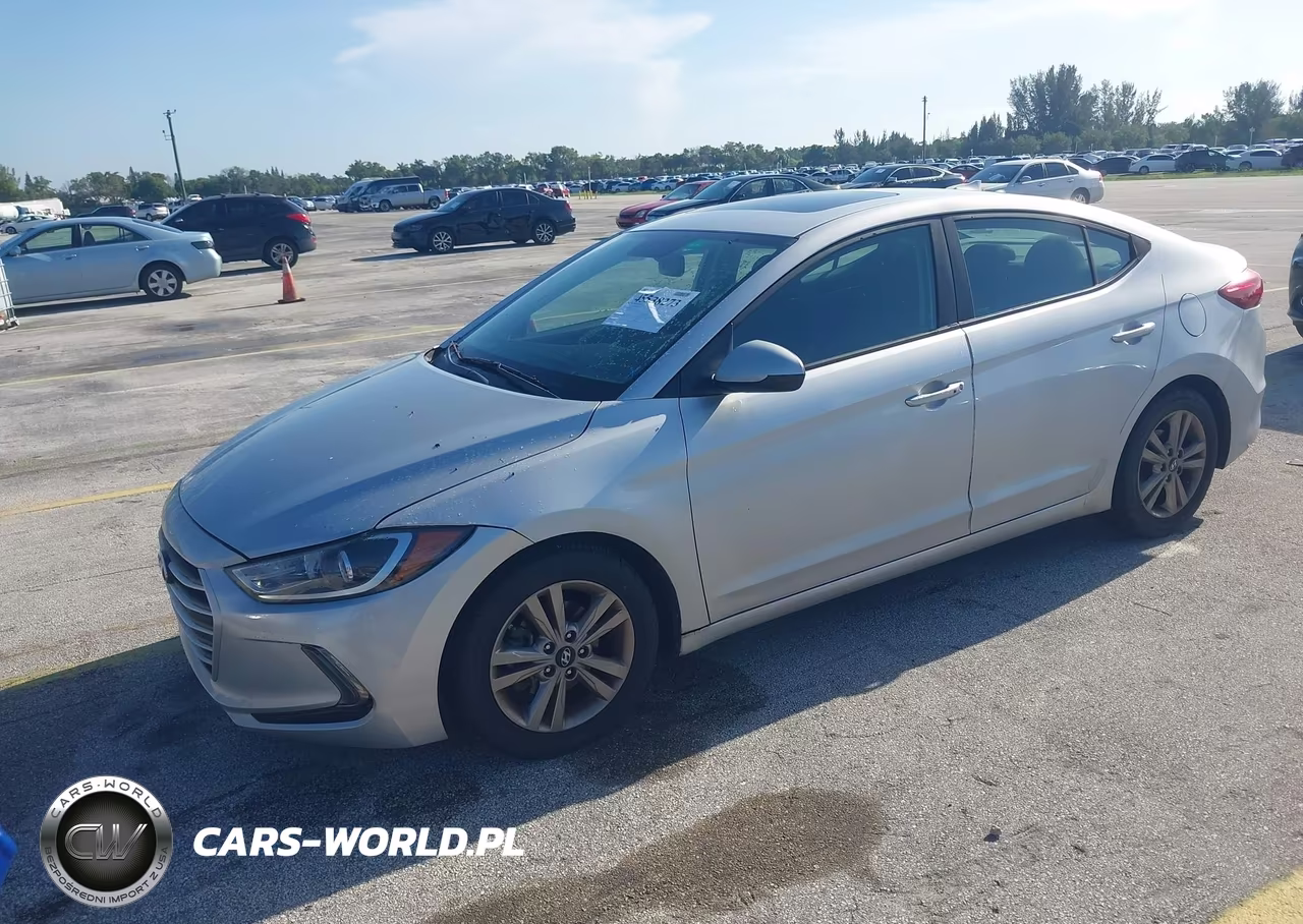2018 Hyundai Elantra Value Edition VIN:KMHD84LF6JU572150 - 2