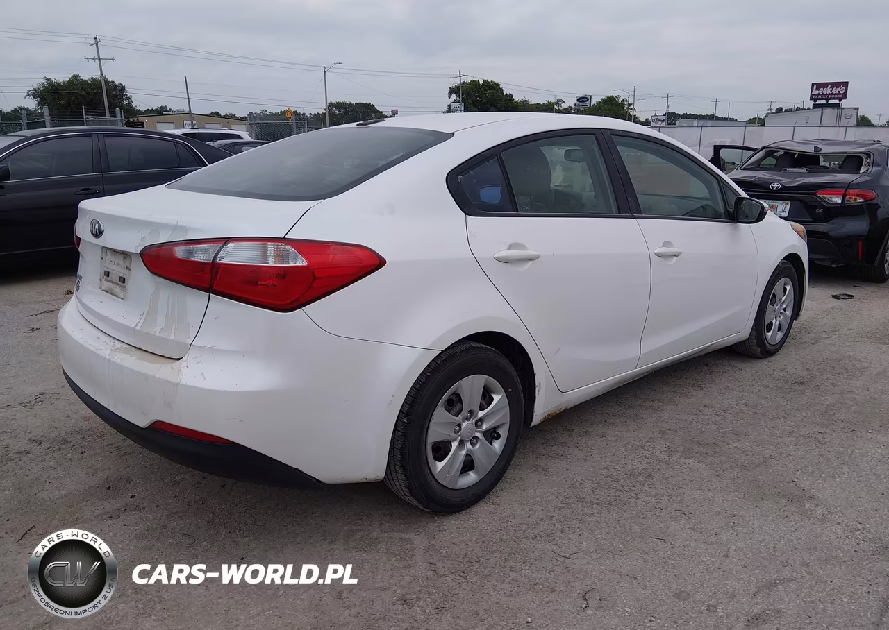 2015 Kia Forte Lx VIN:KNAFX4A69F5281725 - 4