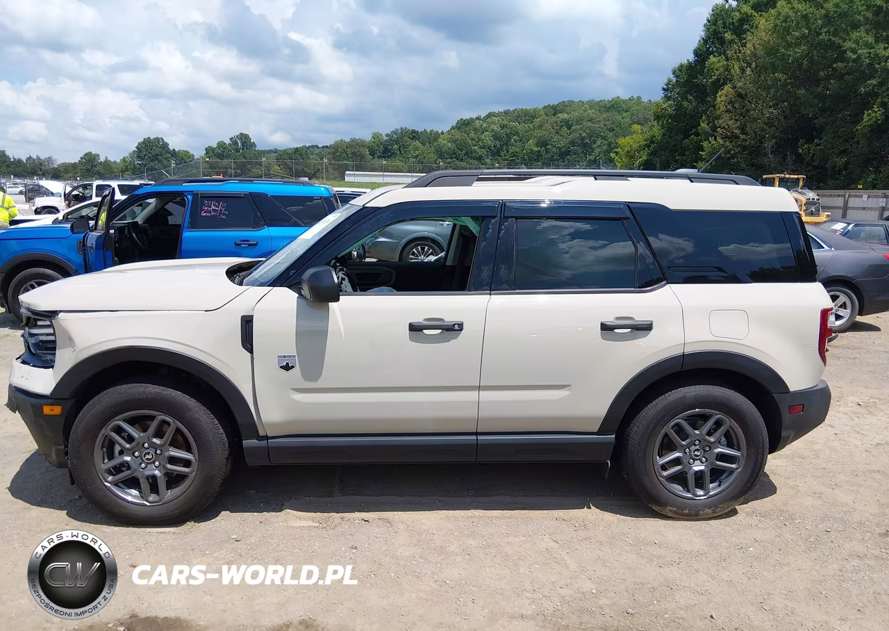 2025 Ford Bronco Sport Big Bend VIN:3FMCR9BN7SRF31257 - 14