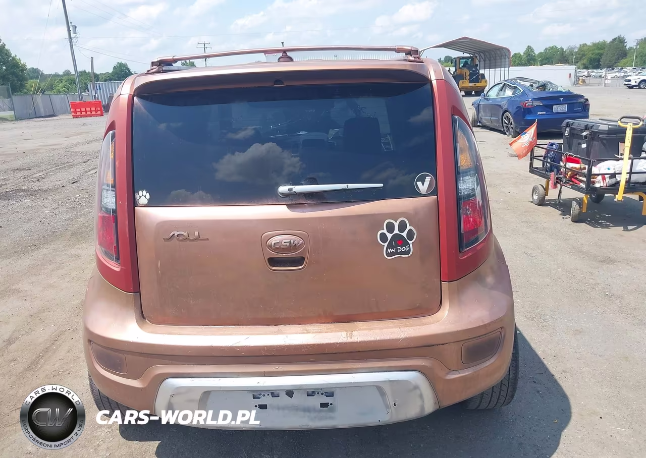 2013 Kia Soul VIN:KNDJT2A58D7749921 - 17