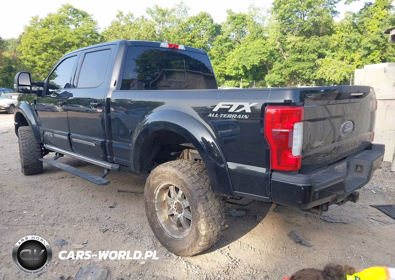 2019 Ford F-250 Lariat VIN:1FT7W2BT0KEC84767 - 3