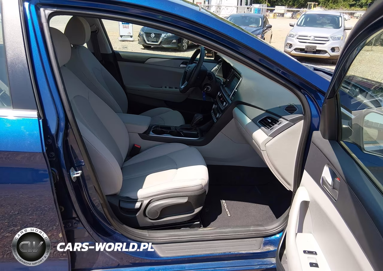 2019 Hyundai Sonata Eco VIN:5NPE24AA7KH803411 - 5