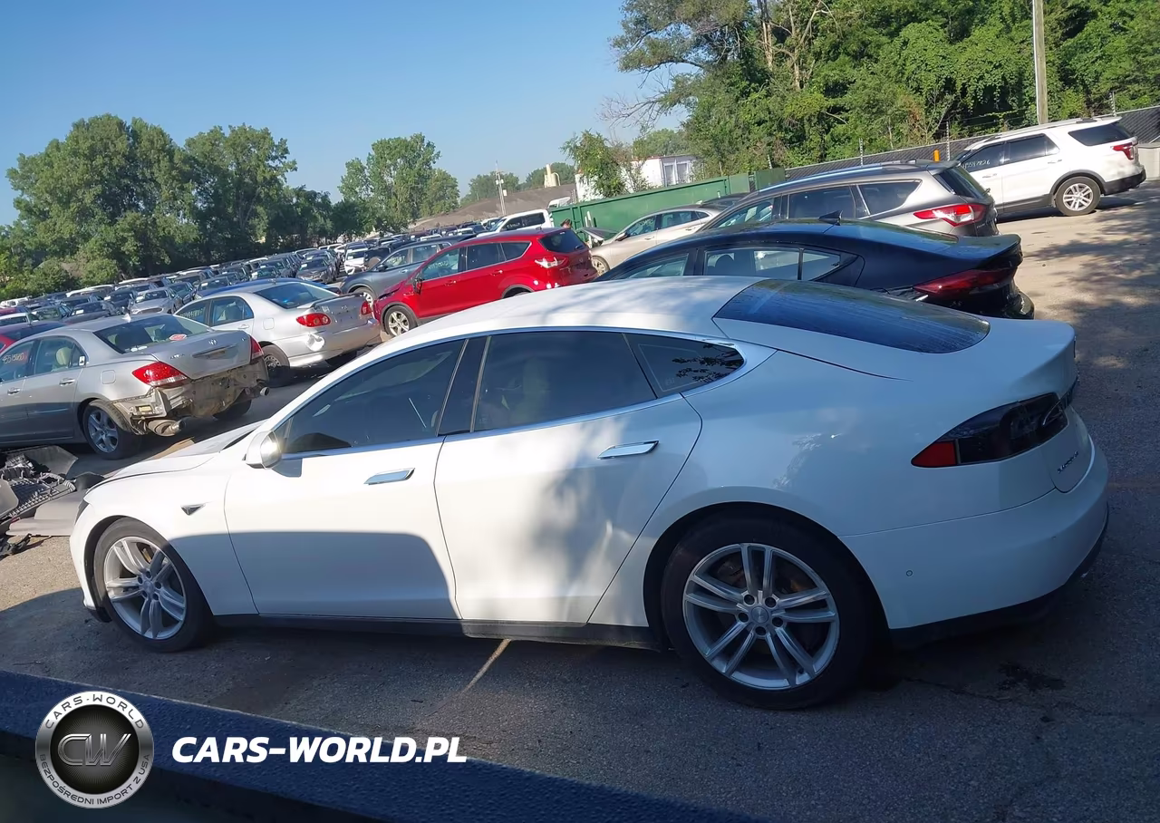 2015 Tesla Model S 70D-85D-P85D VIN:5YJSA1E2XFF102034 - 14