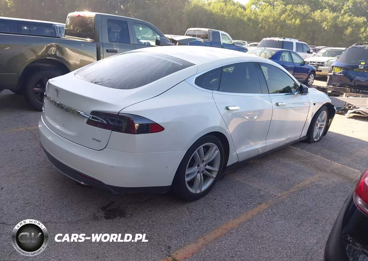 2015 Tesla Model S 70D-85D-P85D VIN:5YJSA1E2XFF102034 - 4