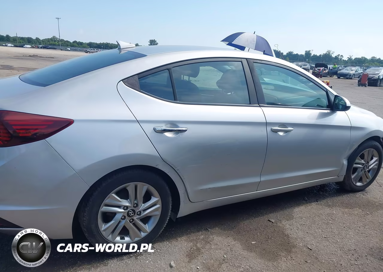 2019 Hyundai Elantra Sel VIN:5NPD84LF1KH433088 - 14