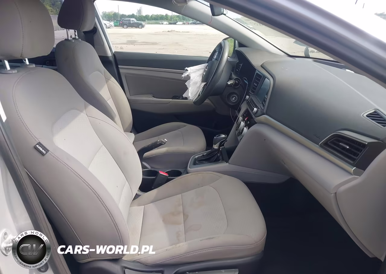2019 Hyundai Elantra Sel VIN:5NPD84LF1KH433088 - 5