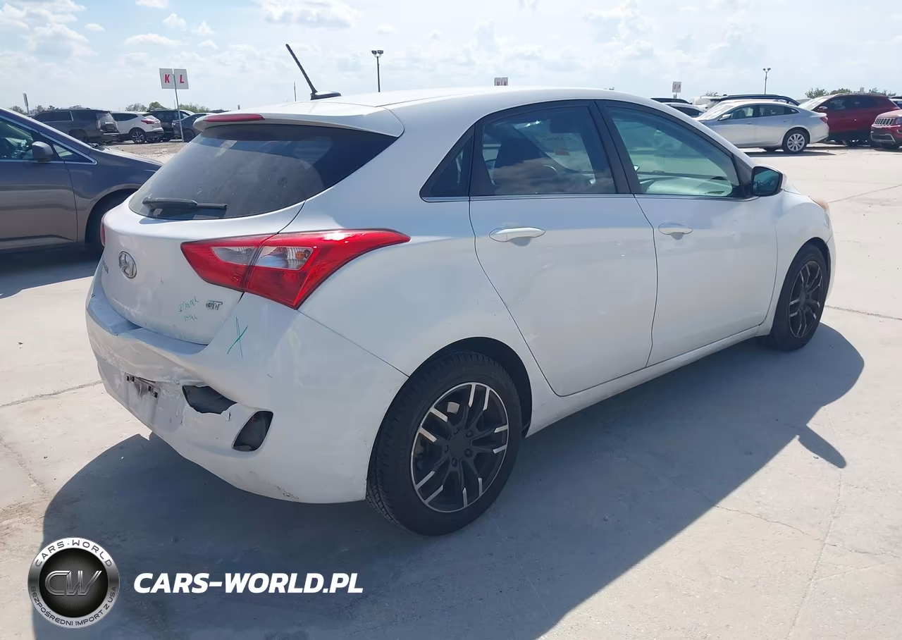 2016 Hyundai Elantra Gt VIN:KMHD35LH4GU323621 - 4
