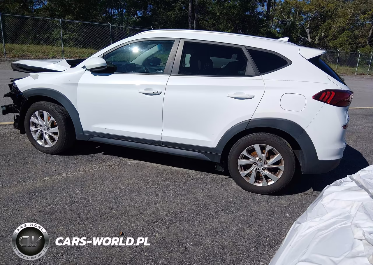 2019 Hyundai Tucson Value VIN:KM8J33A41KU023986 - 3