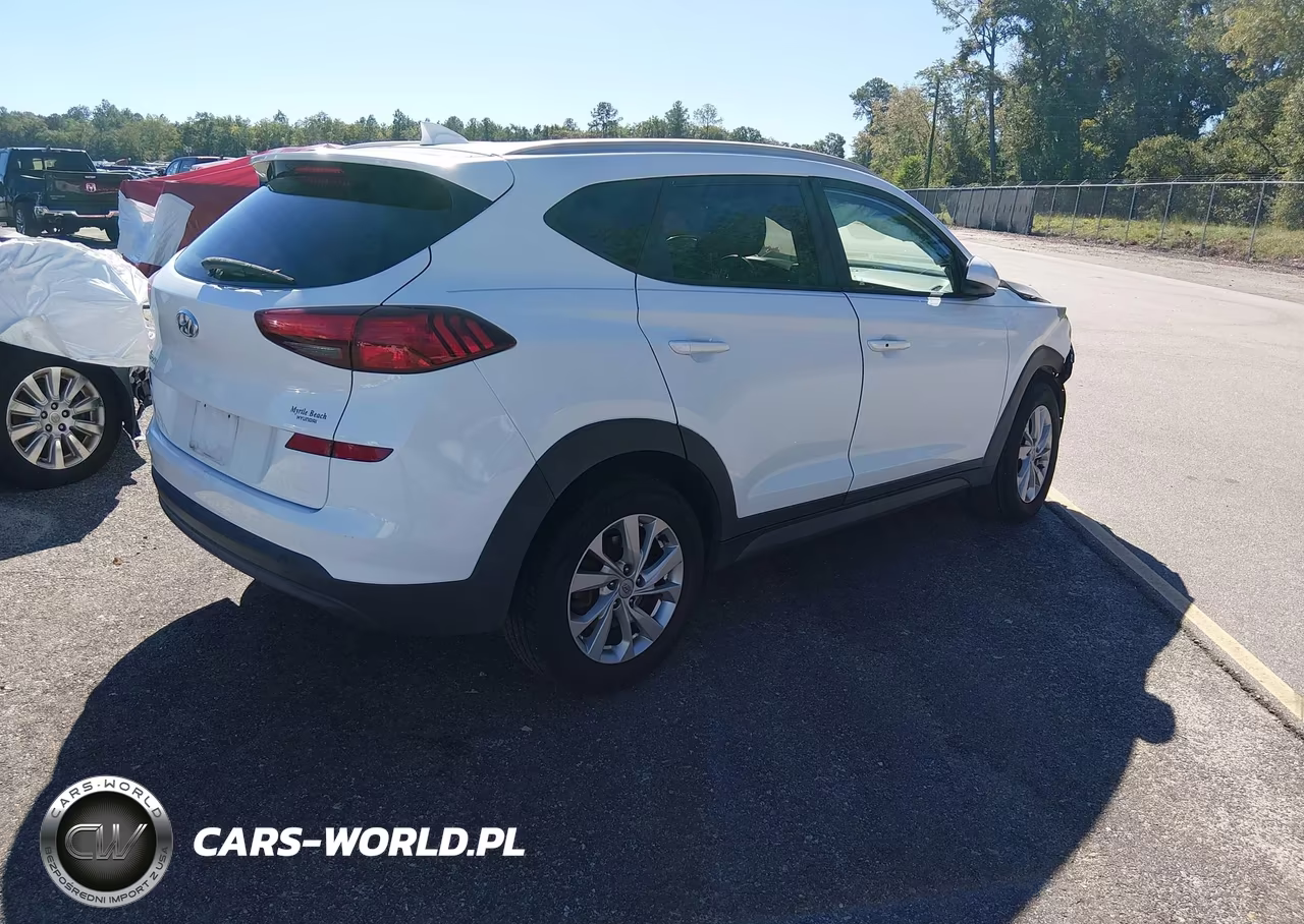 2019 Hyundai Tucson Value VIN:KM8J33A41KU023986 - 4