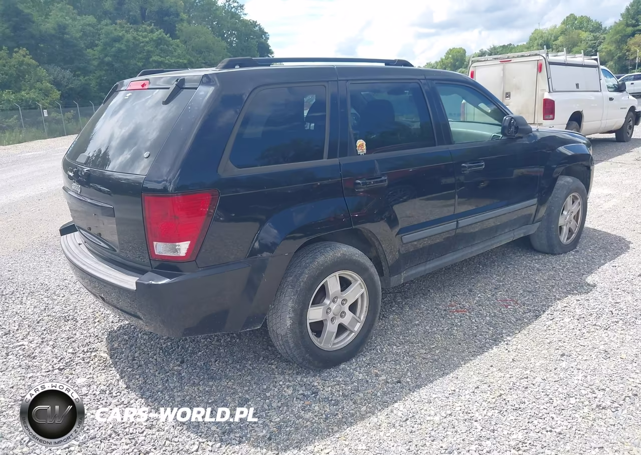 2007 Jeep Grand Cherokee Laredo VIN:1J8GR48K67C540679 - 4