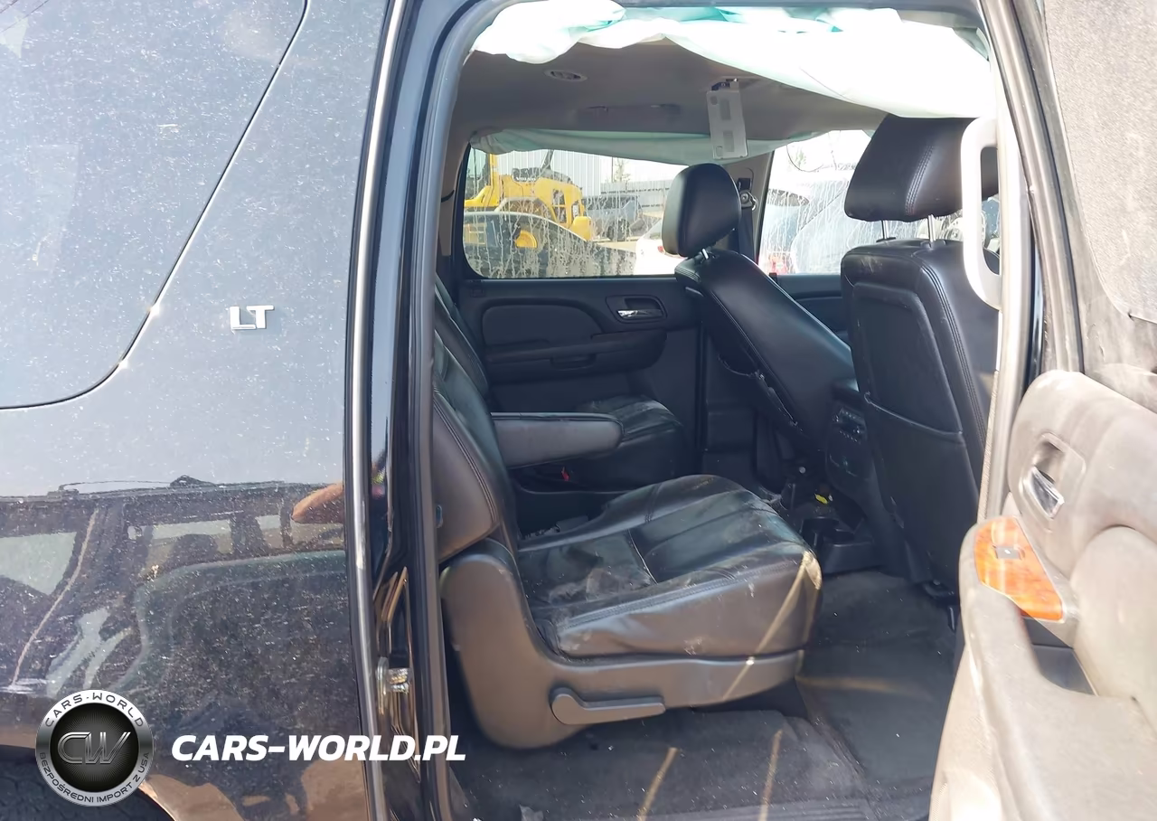2011 Chevrolet Suburban Lt VIN:1GNSKJE34BR384401 - 8