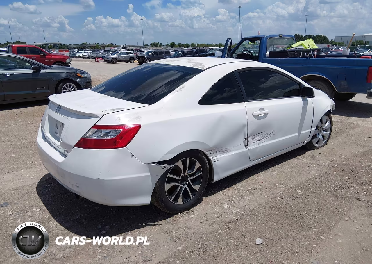 2007 Honda Civic Lx VIN:2HGFG12617H540364 - 4