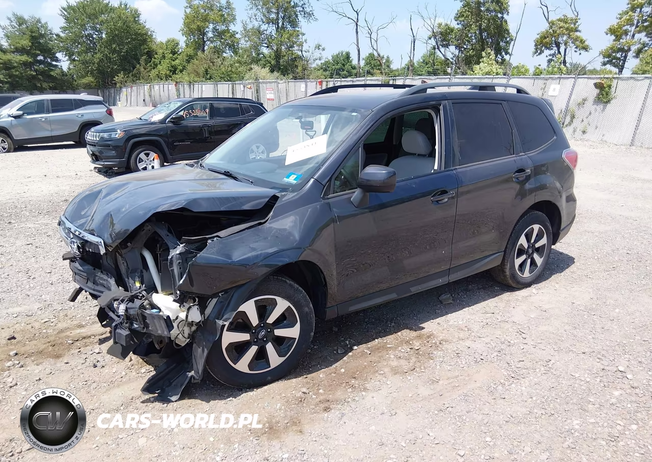 2018 Subaru Forester 2.5I Premium VIN:JF2SJADCXJH468211 - 2