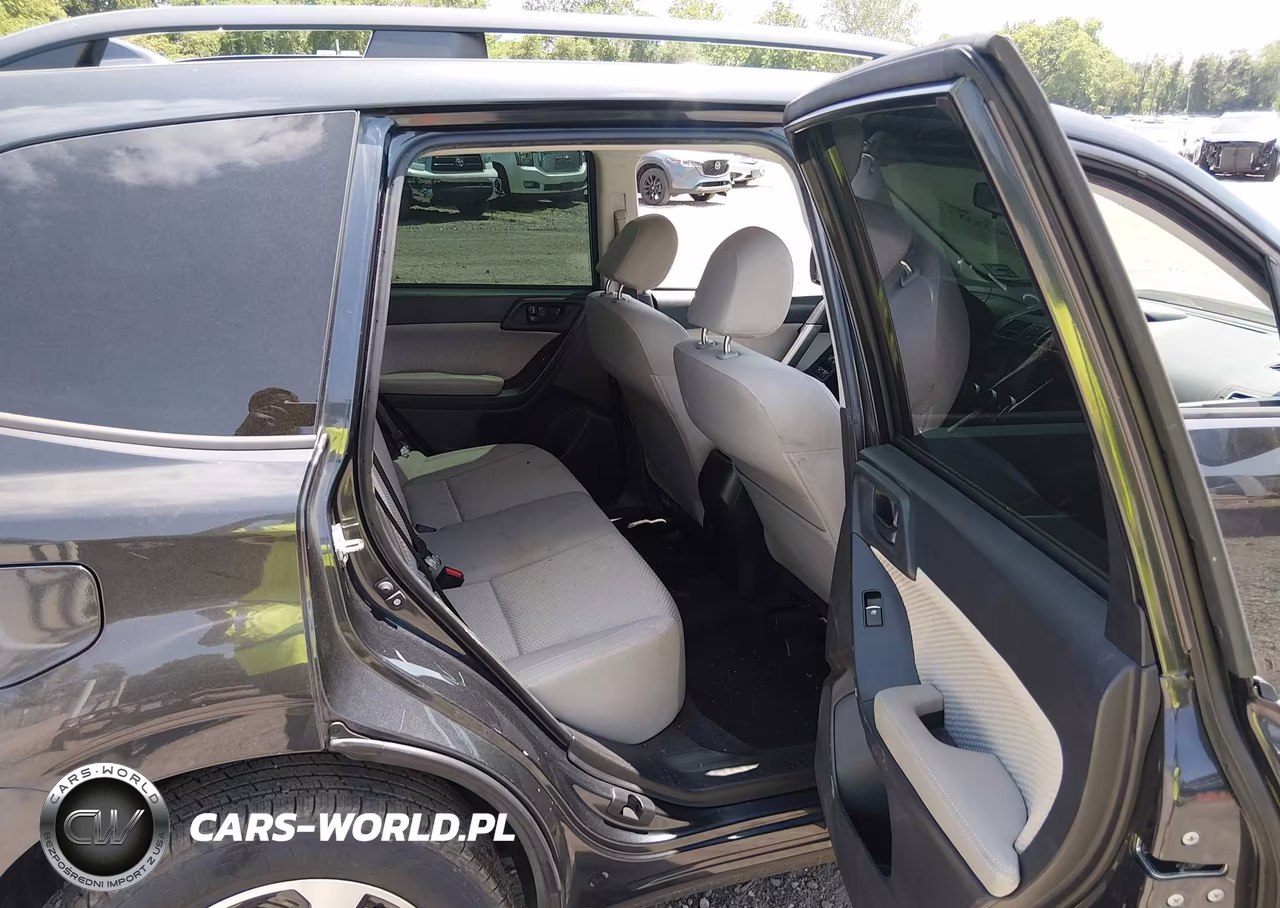 2018 Subaru Forester 2.5I Premium VIN:JF2SJADCXJH468211 - 8