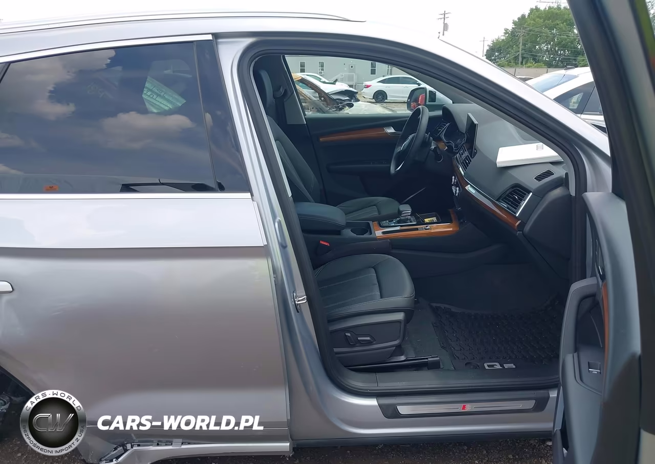 2023 Audi Q5 Premium 45 Tfsi S Line Quattro VIN:WA1GAAFY1P2072932 - 5