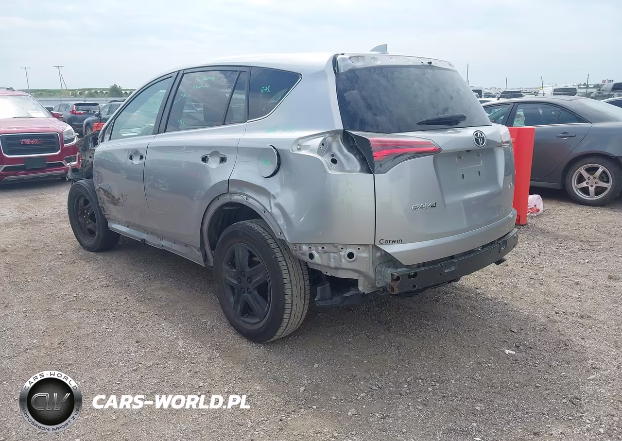2018 Toyota Rav4 Le VIN:2T3ZFREV6JW439733 - 3
