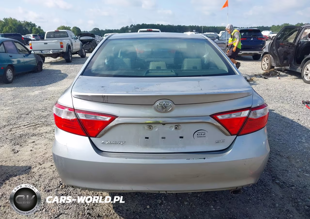 2017 Toyota Camry Se VIN:4T1BF1FK3HU308947 - 16