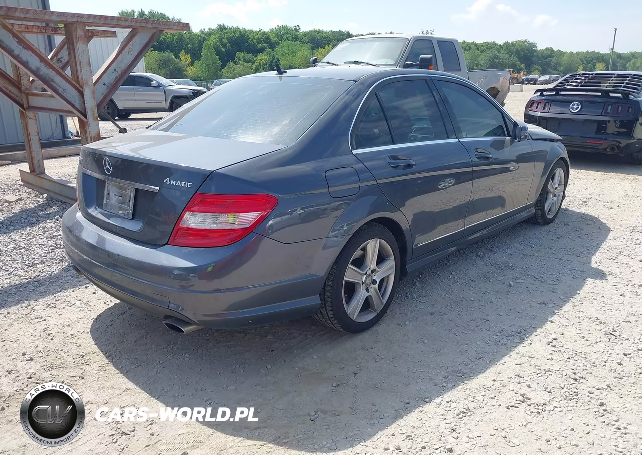 2011 Mercedes-Benz C 300 Luxury 4Matic-Sport 4Matic VIN:WDDGF8BB4BR141121 - 4