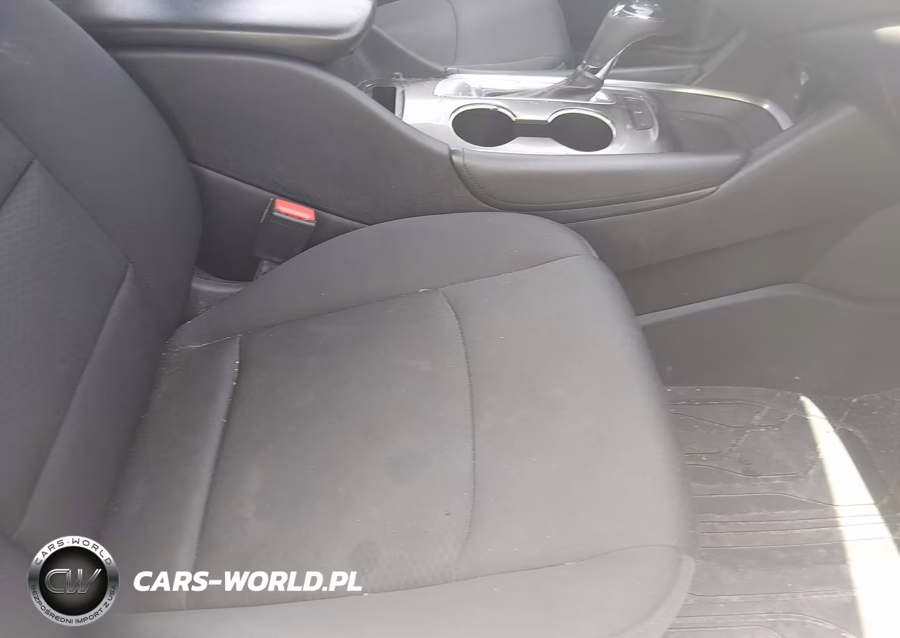 2016 Chevrolet Malibu 1Lt VIN:1G1ZE5ST6GF308562 - 5