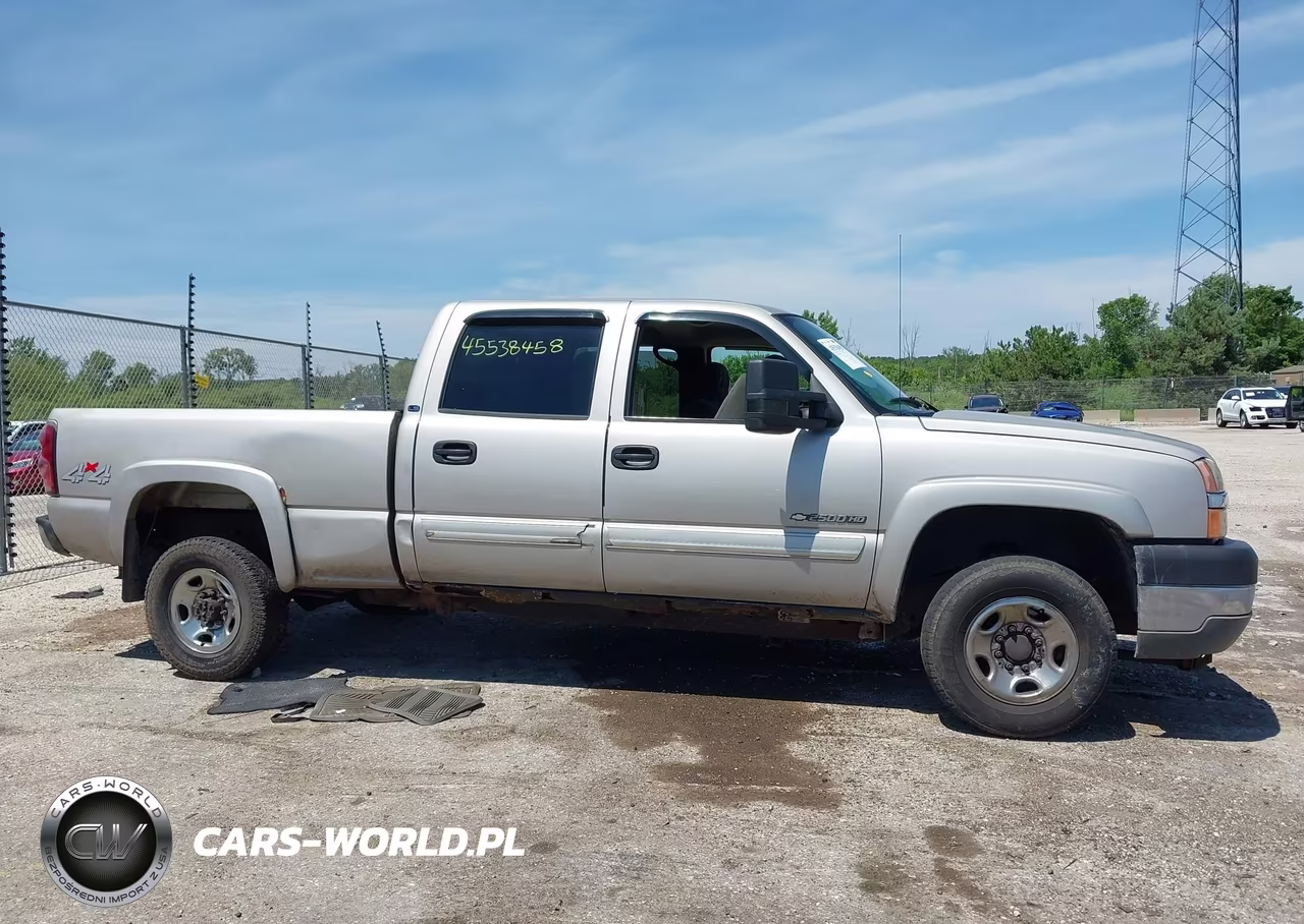 2004 Chevrolet Silverado 2500Hd Ls VIN:1GCHK23U74F133252 - 13
