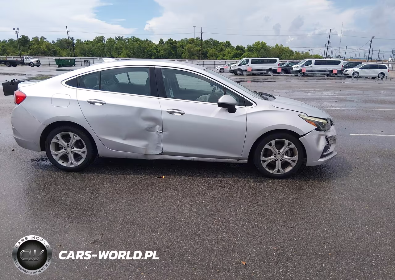 2017 Chevrolet Cruze Premier Auto VIN:1G1BF5SM4H7189154 - 13