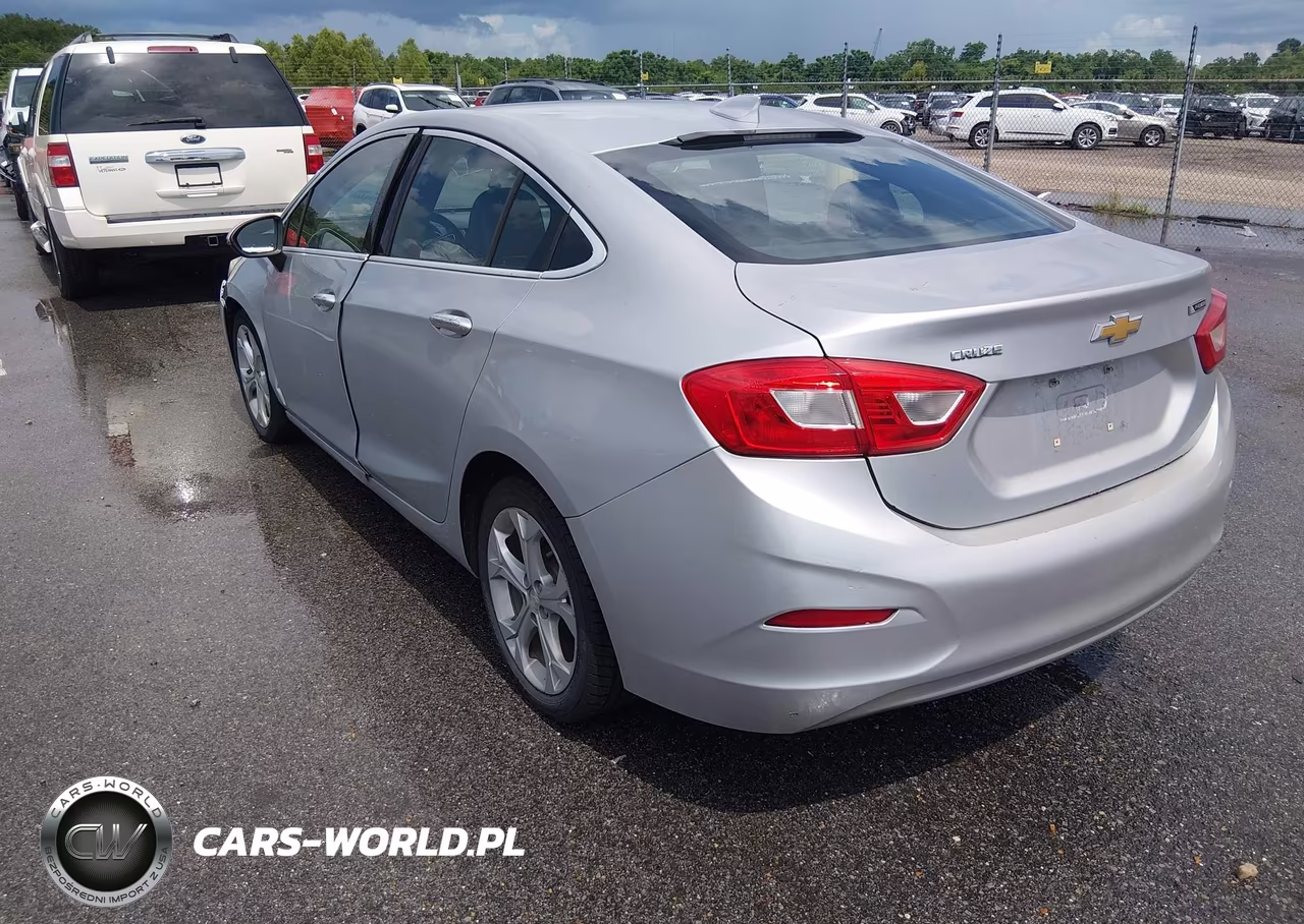 2017 Chevrolet Cruze Premier Auto VIN:1G1BF5SM4H7189154 - 3