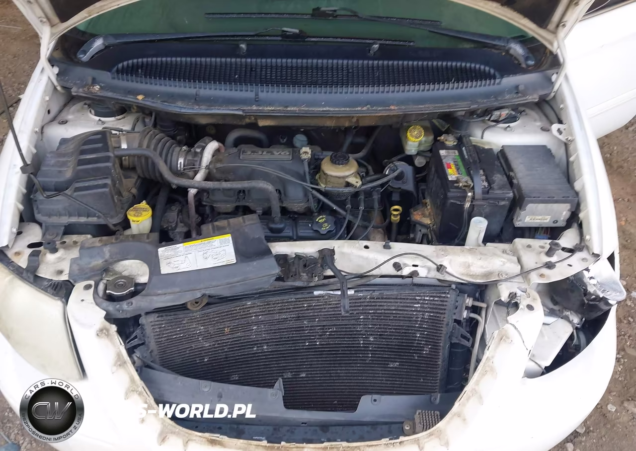 2005 Chrysler Town & Country Lx VIN:2C4GP44R15R138184 - 10