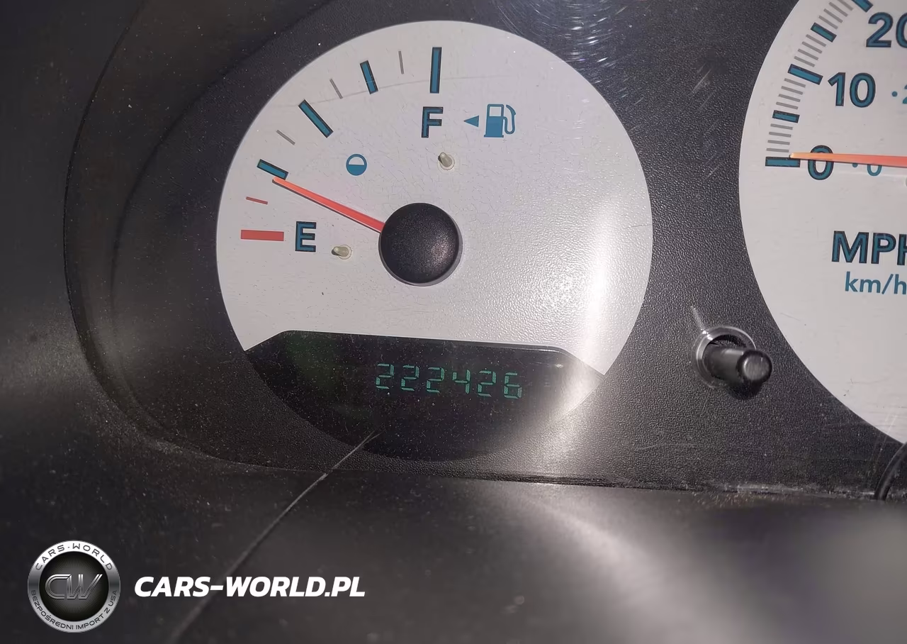 2005 Chrysler Town & Country Lx VIN:2C4GP44R15R138184 - 15