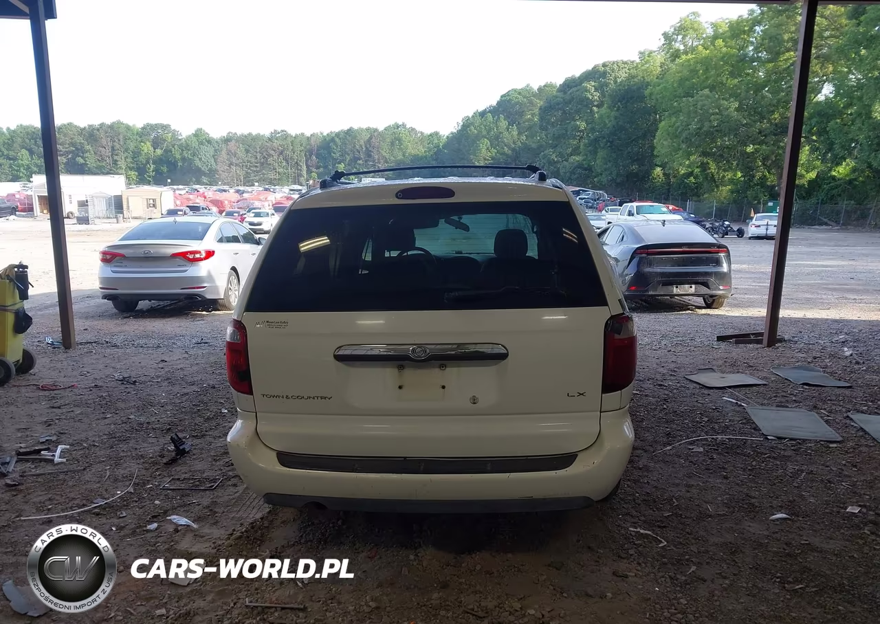 2005 Chrysler Town & Country Lx VIN:2C4GP44R15R138184 - 16