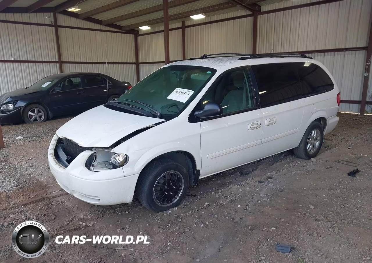 2005 Chrysler Town & Country Lx VIN:2C4GP44R15R138184 - 2