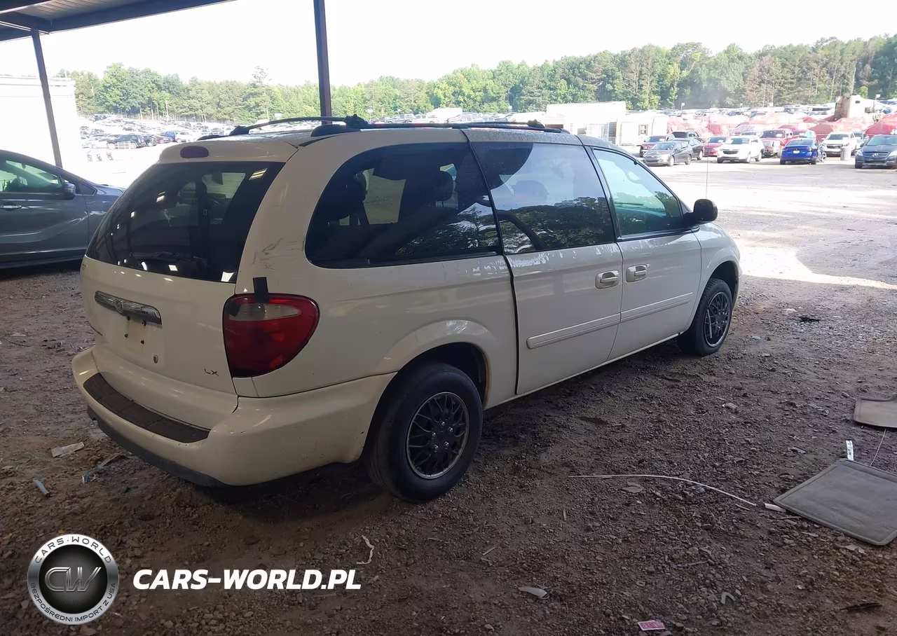 2005 Chrysler Town & Country Lx VIN:2C4GP44R15R138184 - 4