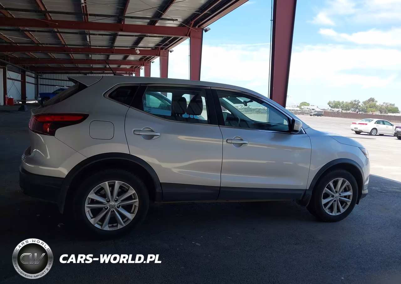 2017 Nissan Rogue Sport S VIN:JN1BJ1CP4HW035382 - 13