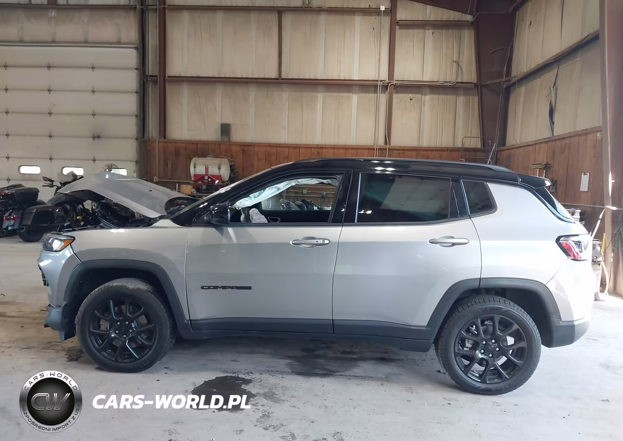 2023 Jeep Compass Altitude 4X4 VIN:3C4NJDBN2PT544810 - 13