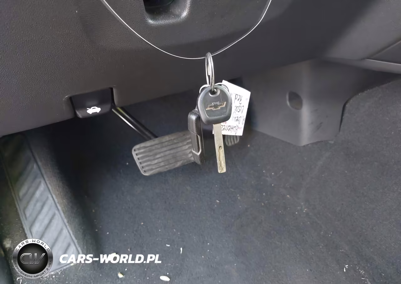 2021 Chevrolet Silverado 1500 4Wd Short Bed Custom VIN:3GCPYBEK9MG366635 - 11