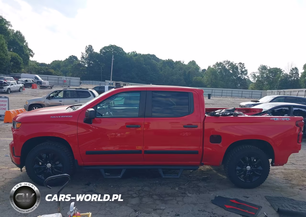 2021 Chevrolet Silverado 1500 4Wd Short Bed Custom VIN:3GCPYBEK9MG366635 - 14