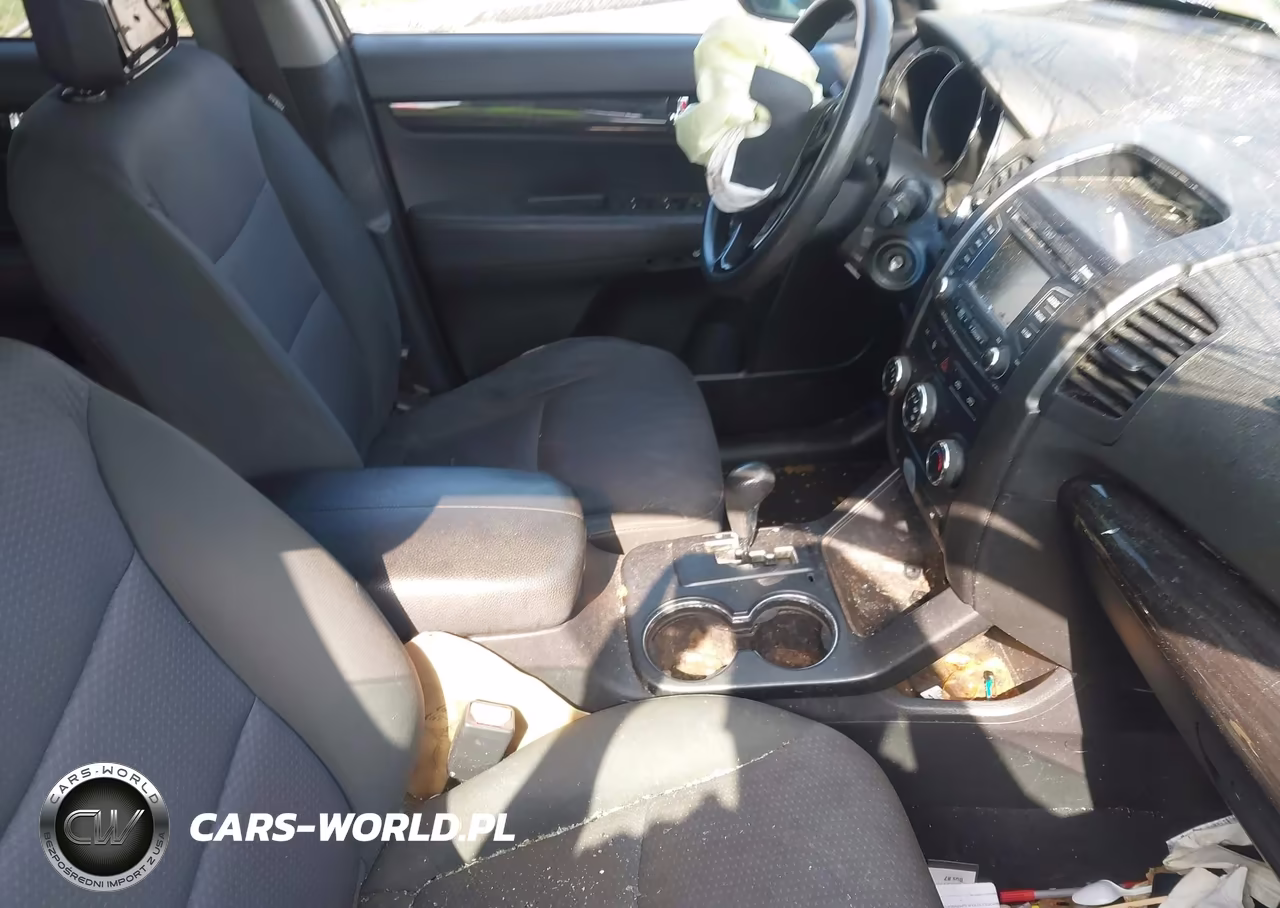2013 Kia Sorento Lx VIN:5XYKT3A61DG416417 - 5