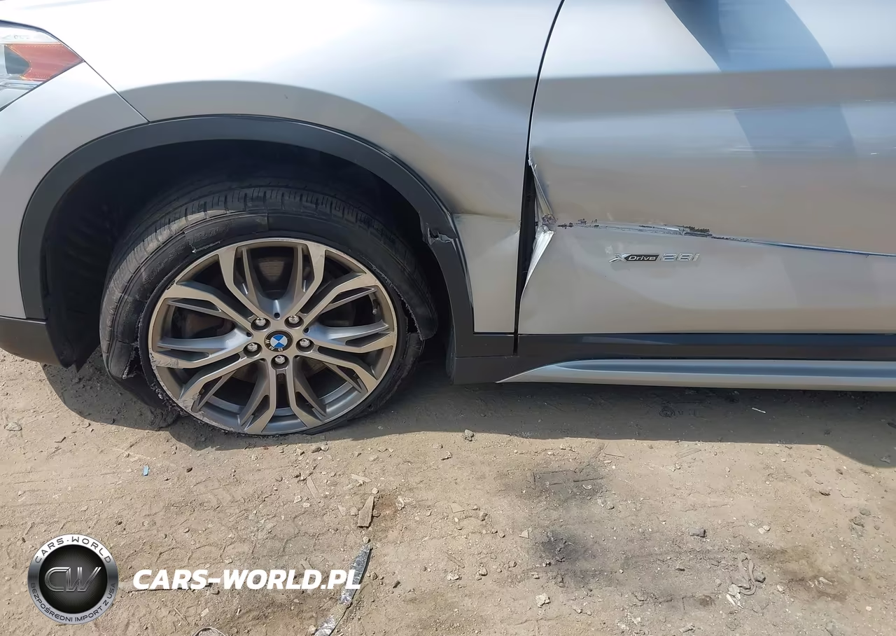 2017 BMW X1 xDrive28I VIN:WBXHT3C39H5F68026 - 6
