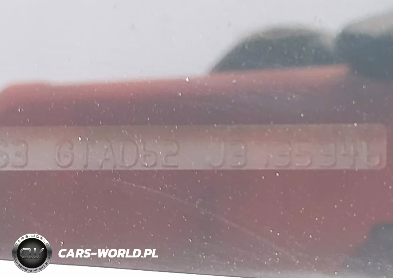 2018 Subaru Impreza 2.0I Premium VIN:4S3GTAD62J3735346 - 9