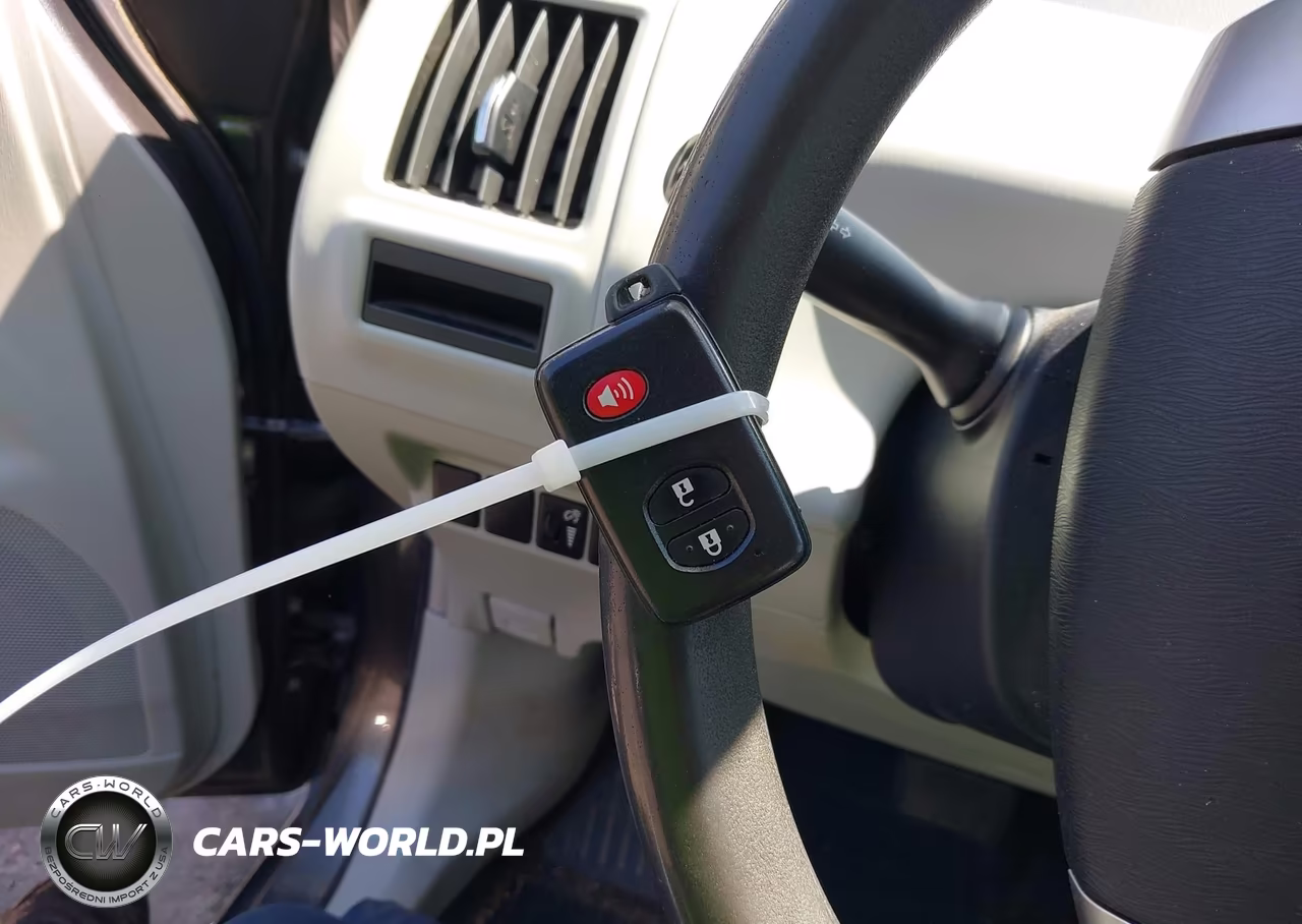 2013 Toyota Prius V Three VIN:JTDZN3EU8D3207603 - 11