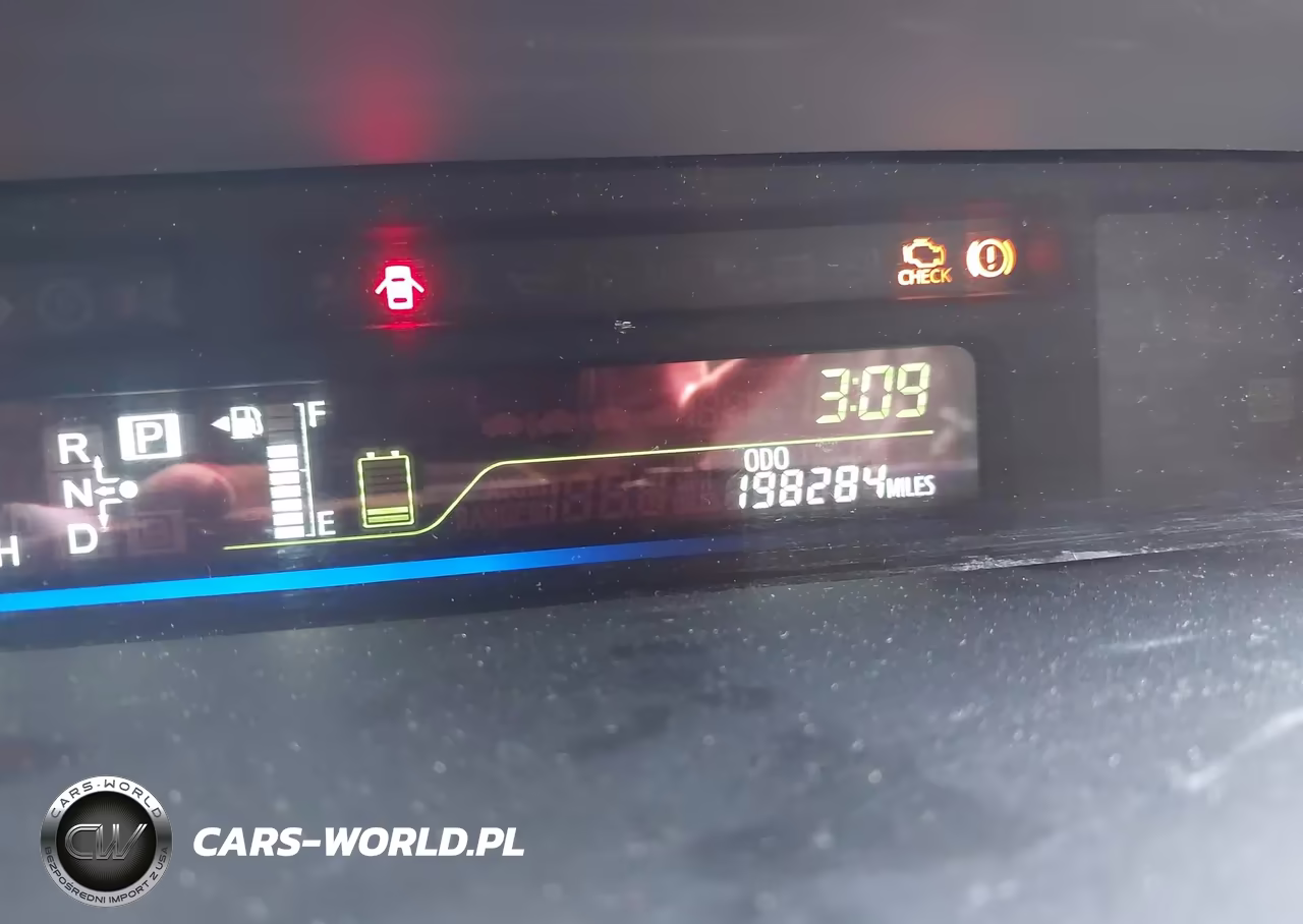 2013 Toyota Prius V Three VIN:JTDZN3EU8D3207603 - 7