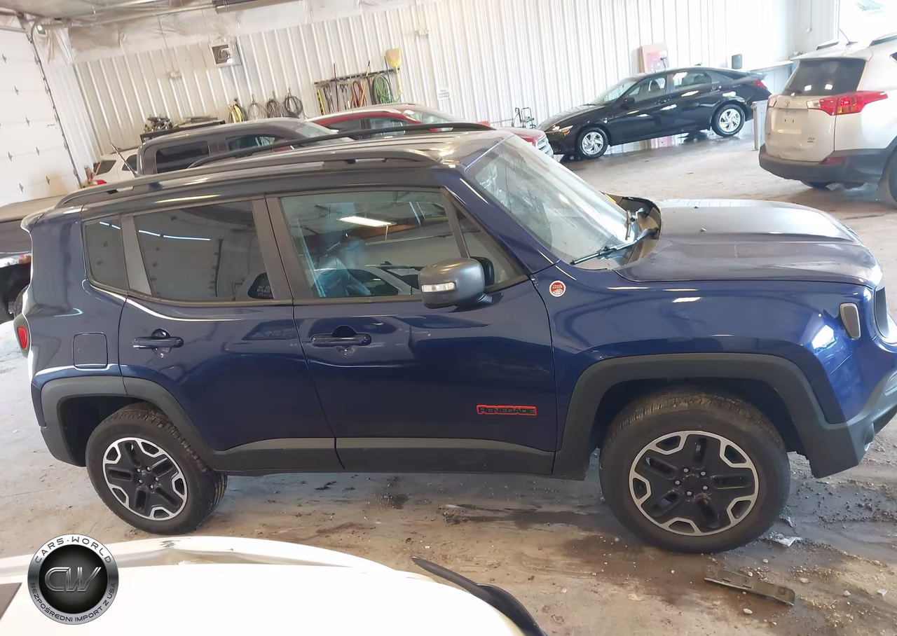 2017 Jeep Renegade Trailhawk VIN:ZACCJBCB8HPG44760 - 13