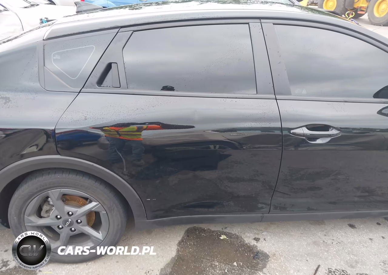 2025 Kia K4 Lxs VIN:3KPFT4DE1SE221261 - 18