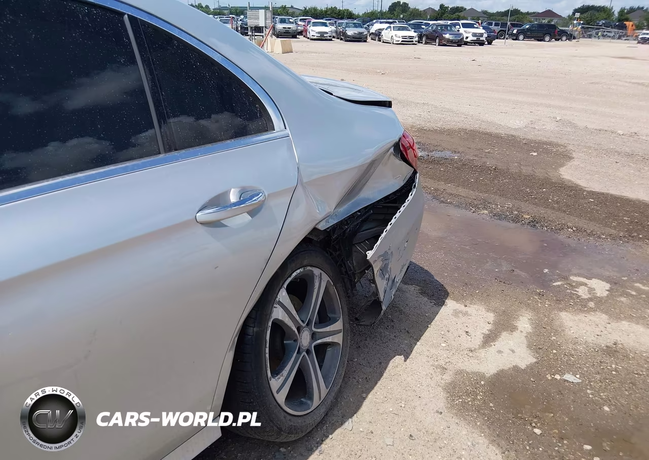 2019 Mercedes-Benz E 300 4Matic VIN:WDDZF4KB7KA516726 - 6