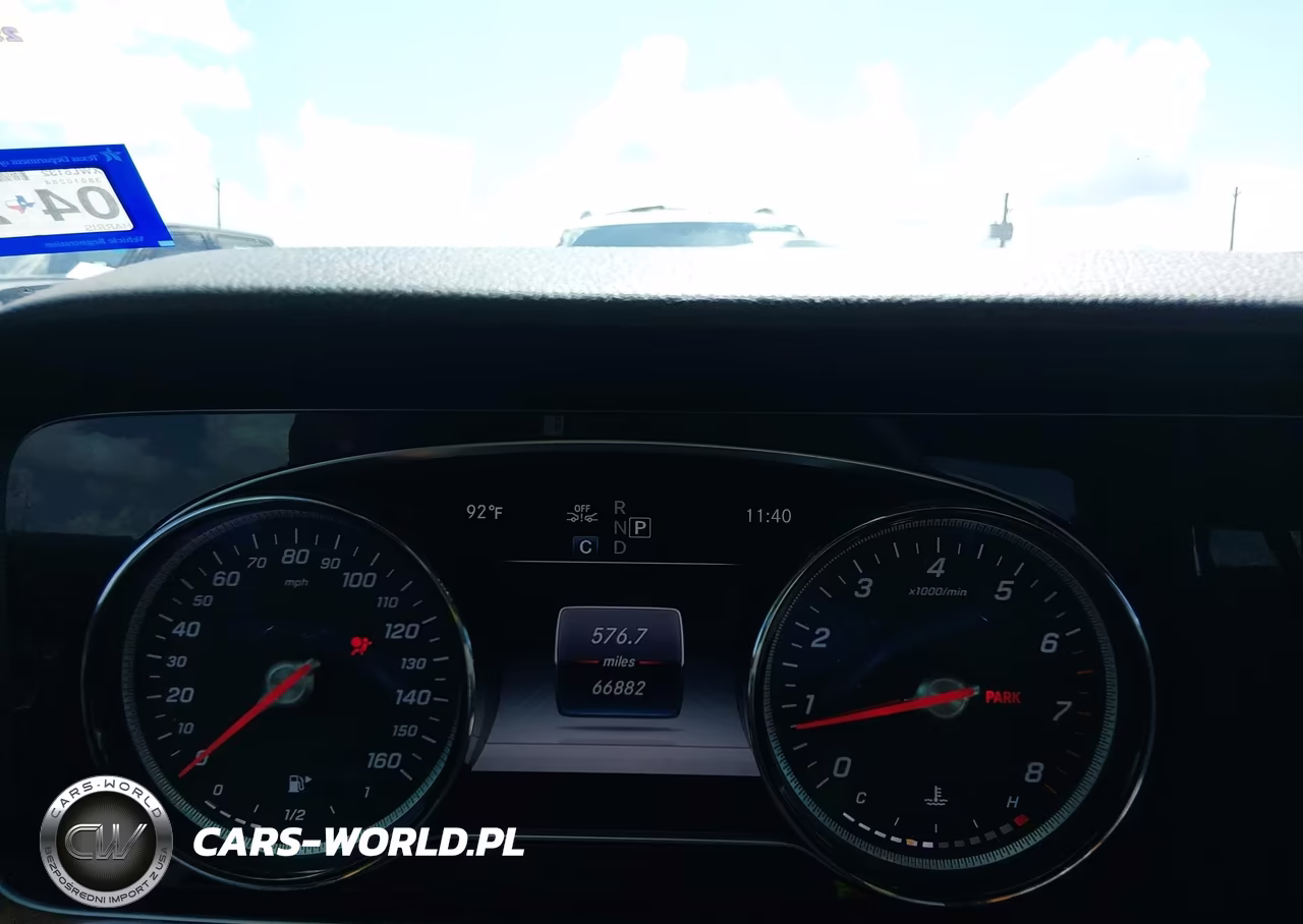 2019 Mercedes-Benz E 300 4Matic VIN:WDDZF4KB7KA516726 - 7
